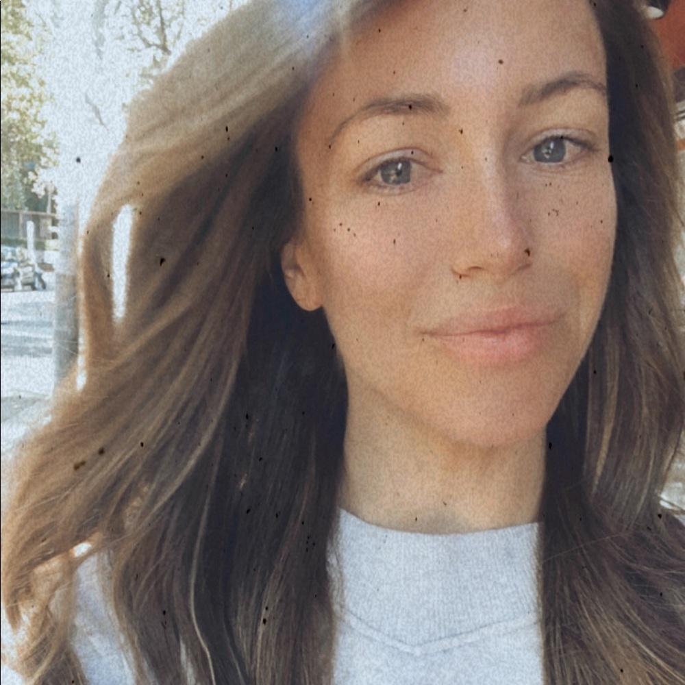 Meet your Posher, Milena